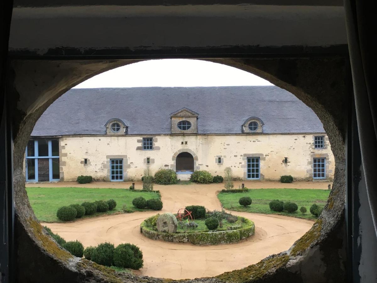Chateau De La Chasse-Guerre Bed and Breakfast Hardanges Eksteriør billede