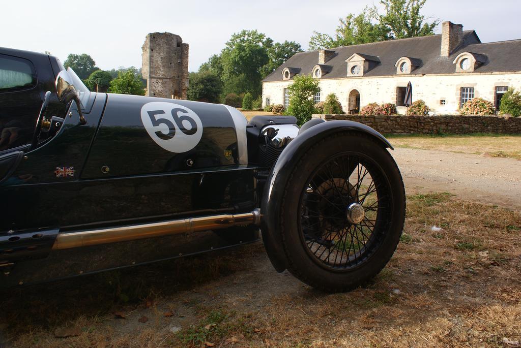 Chateau De La Chasse-Guerre Bed and Breakfast Hardanges Eksteriør billede