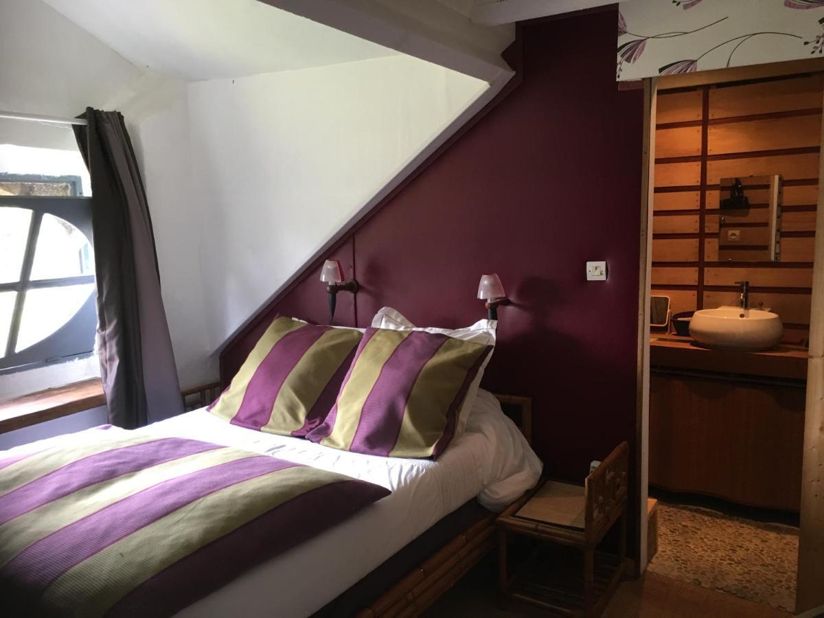 Chateau De La Chasse-Guerre Bed and Breakfast Hardanges Eksteriør billede